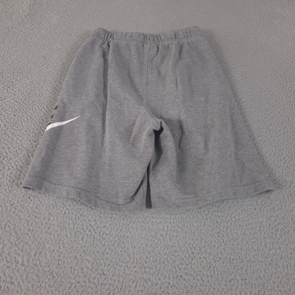 Nike Shorts Kids XL Gray Sportswear Club Fleece Logo Cotton Blend Knit 8.5